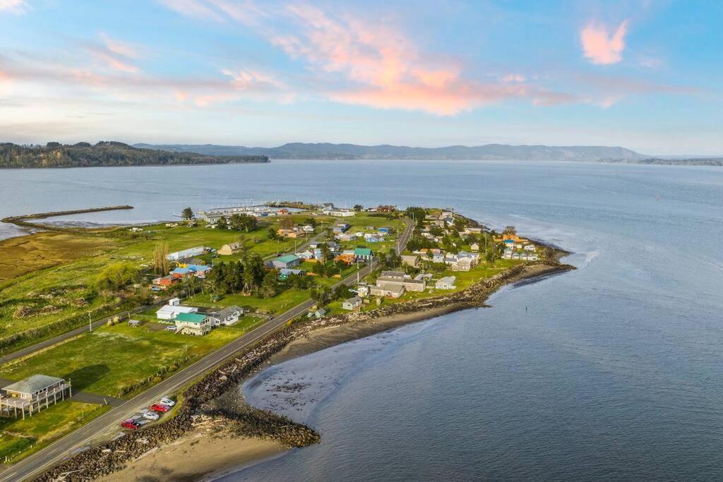 Cozy Coastal Getaway • Panoramic Ocean Views Villa Tokeland Luaran gambar