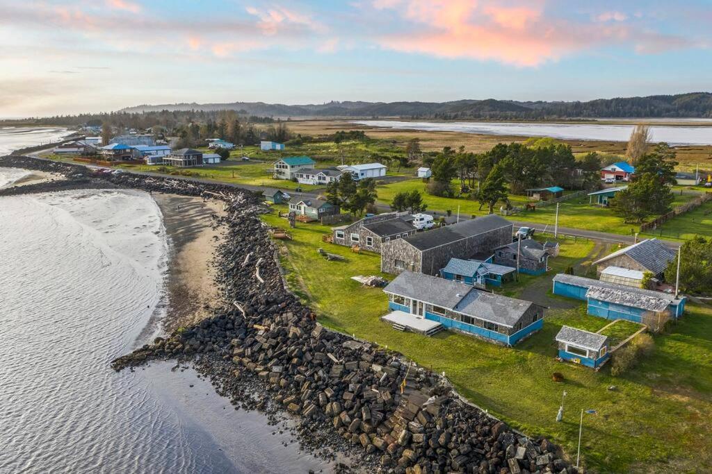Cozy Coastal Getaway • Panoramic Ocean Views Villa Tokeland Luaran gambar