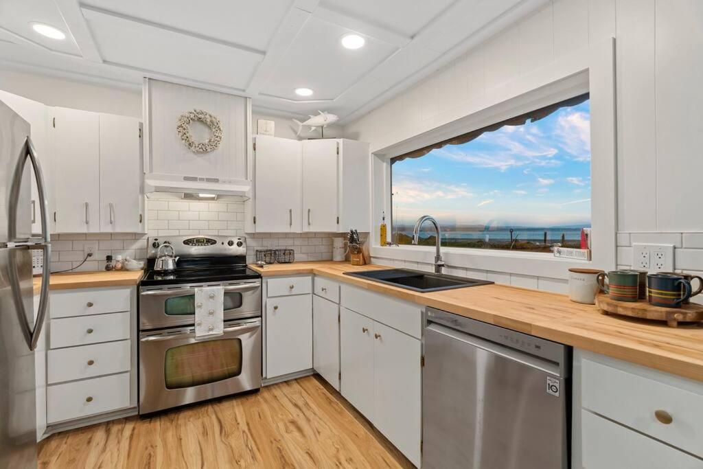 Cozy Coastal Getaway • Panoramic Ocean Views Villa Tokeland Luaran gambar
